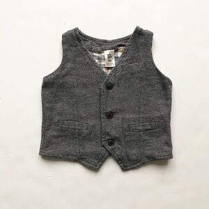Oshkosh gray plaid lined vest EUC 9 months